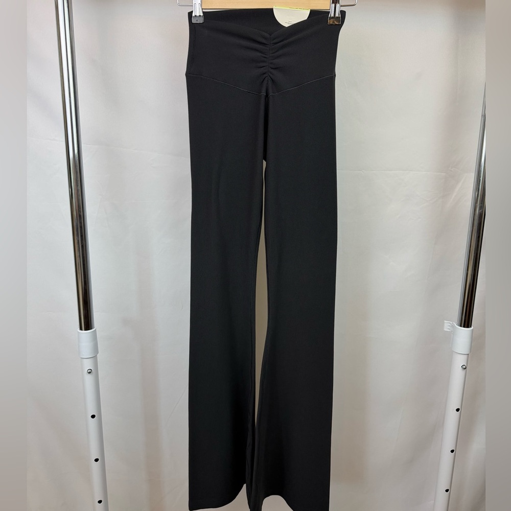 NWT Aerie‎ OFFLINE High Rise Flare Leggings Black Ribbed Yoga Pants S